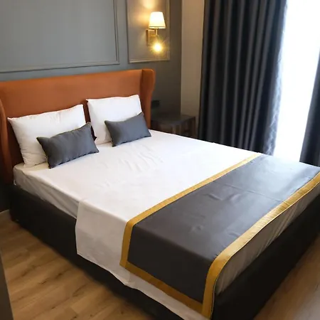 The Pearl Airport Hotel