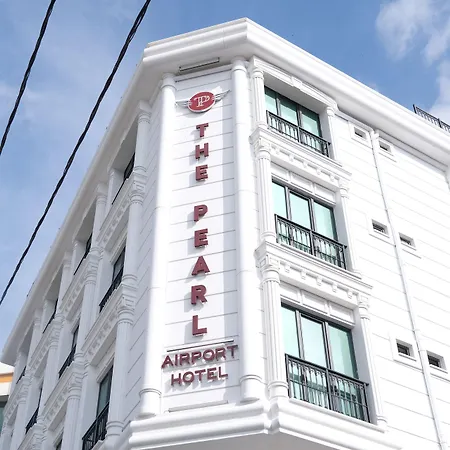 Hotel The Pearl Airport